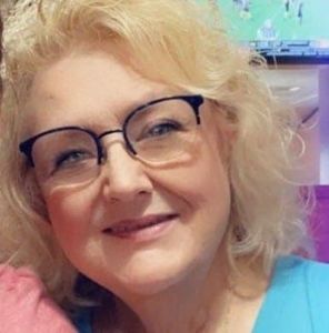 Meet your Posher, Carri